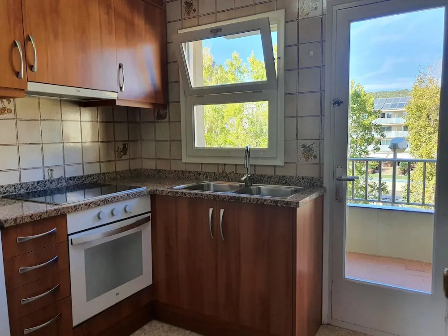 Payet Apartments 2-4 Personas