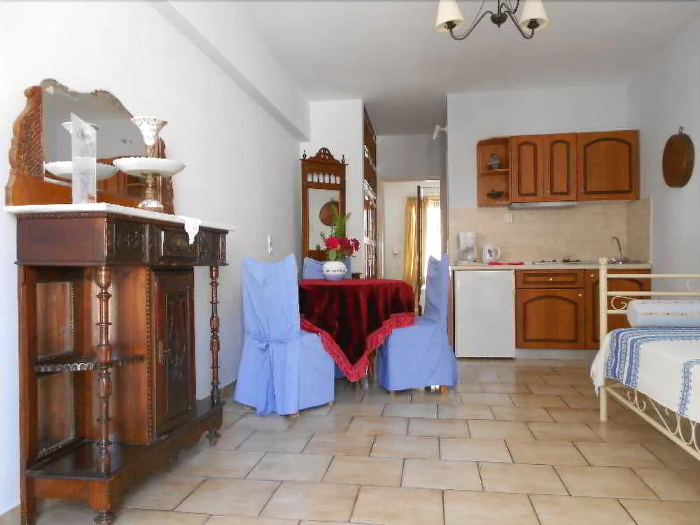 Maria Studios & Apartments