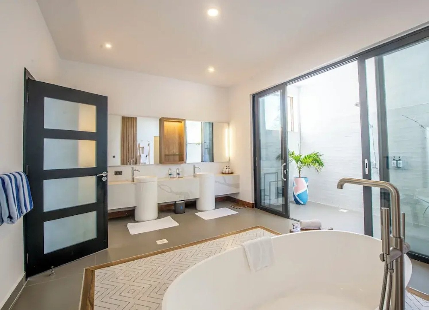 SafiraBlu Luxury Resort & Villas