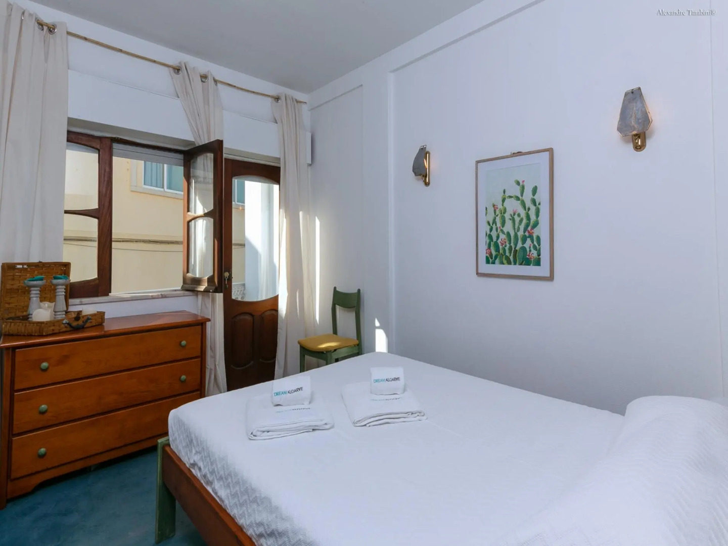 A18 - Chimney Townhouse in Historic Center