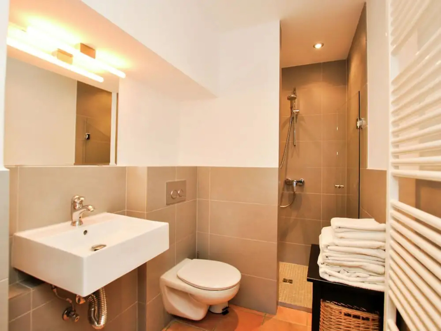 Luxurious Mansion in Montuïri With Sauna