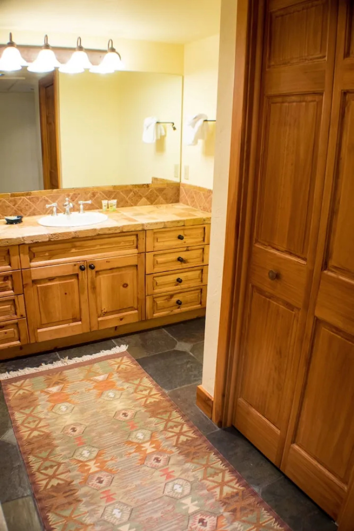 Columbine Condominiums by CB Lodging