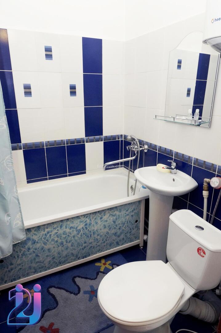 2U (Ту Ю) на улице Борсоева 23