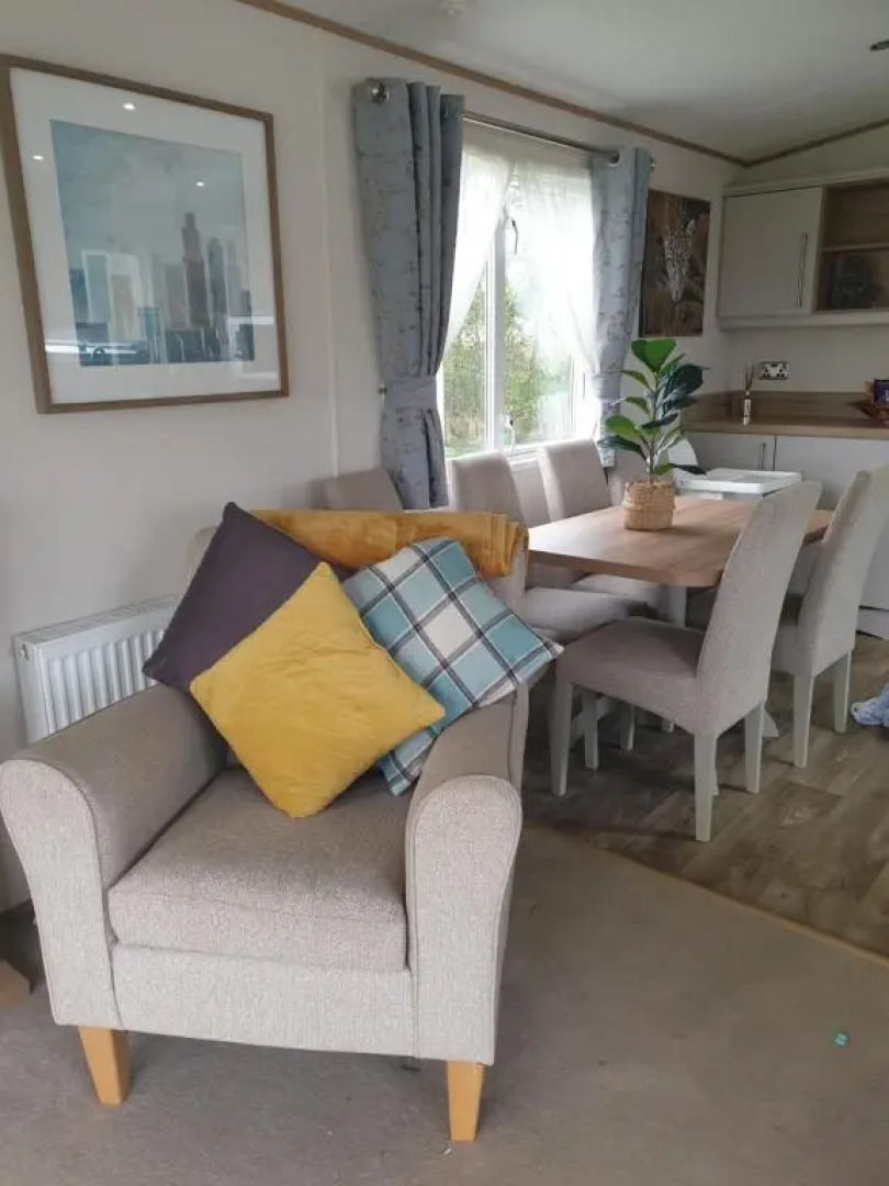 Luxury Tattersall Lakes Hot Tub Staycation 6 Berth Luxury Caravan