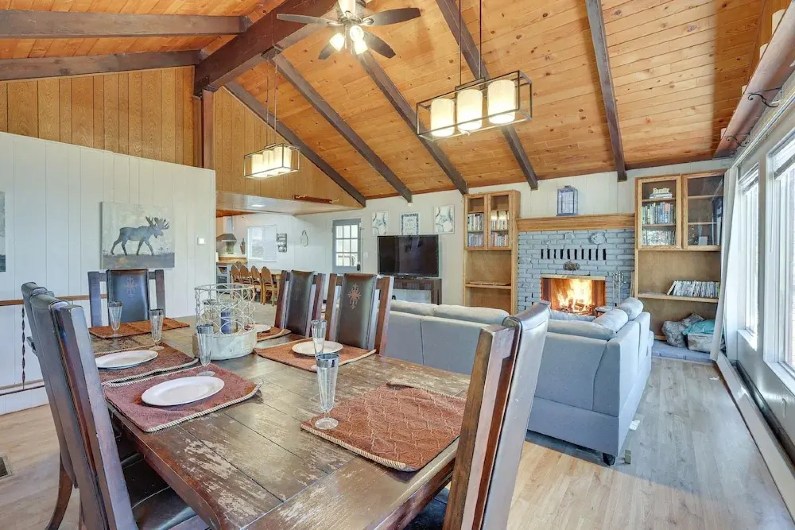 Running Springs Cabin: 8 Mi to Snow Valley!