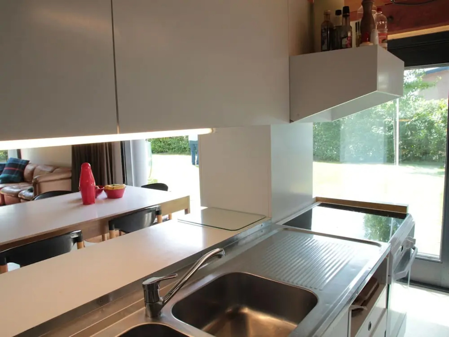 Wonderful Holiday Home With Large Garden, Within 100 Metres of the Veerse Lake