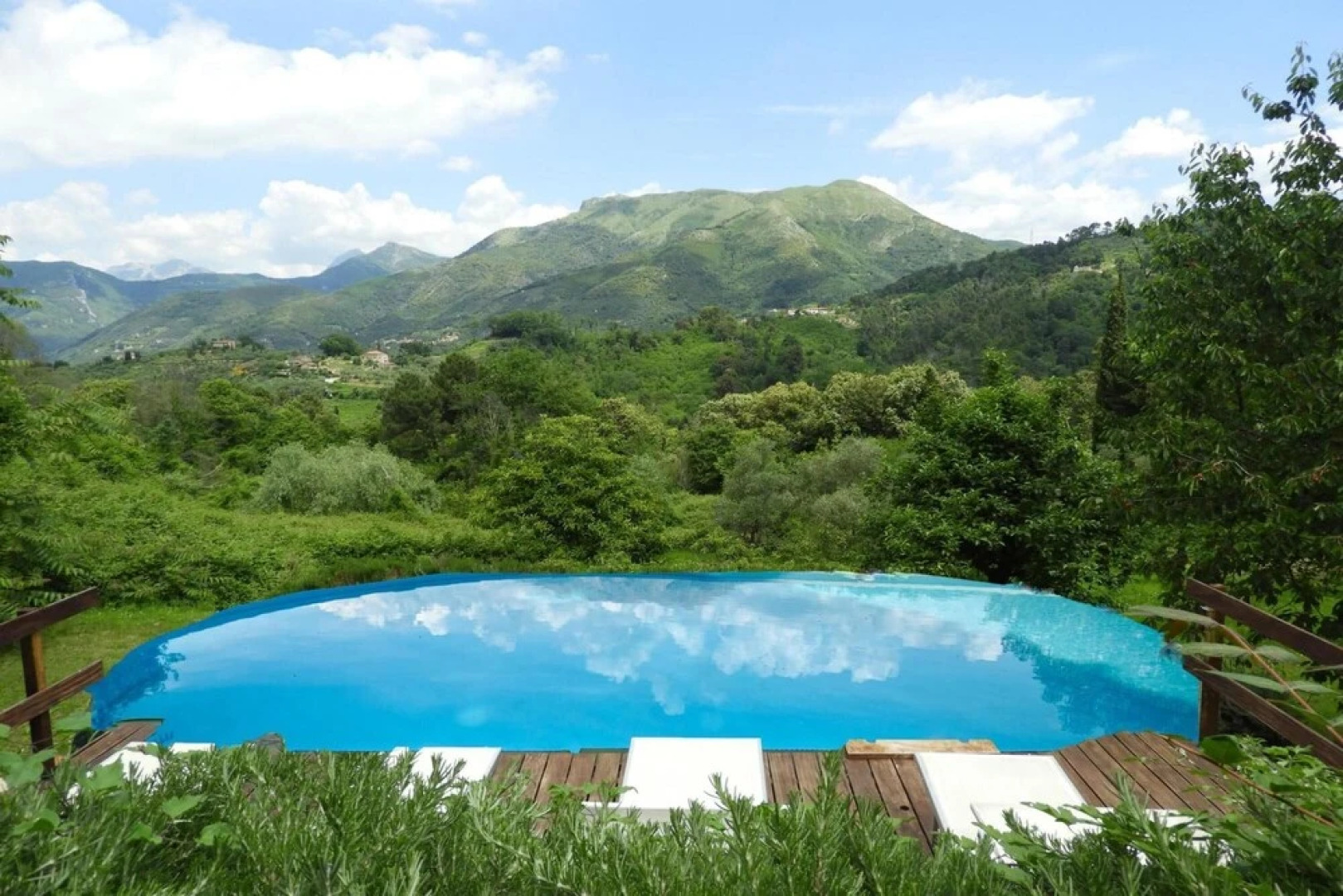 Casa Ortomaggiore With Pool Sauna