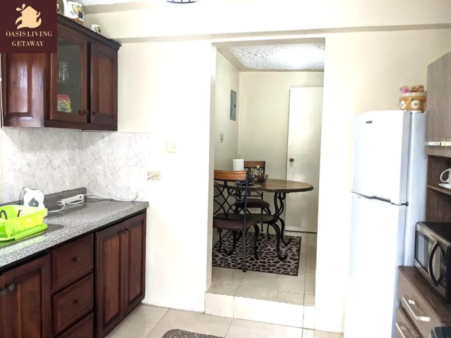 Oasis Living Getaway in Mandeville, Manchester