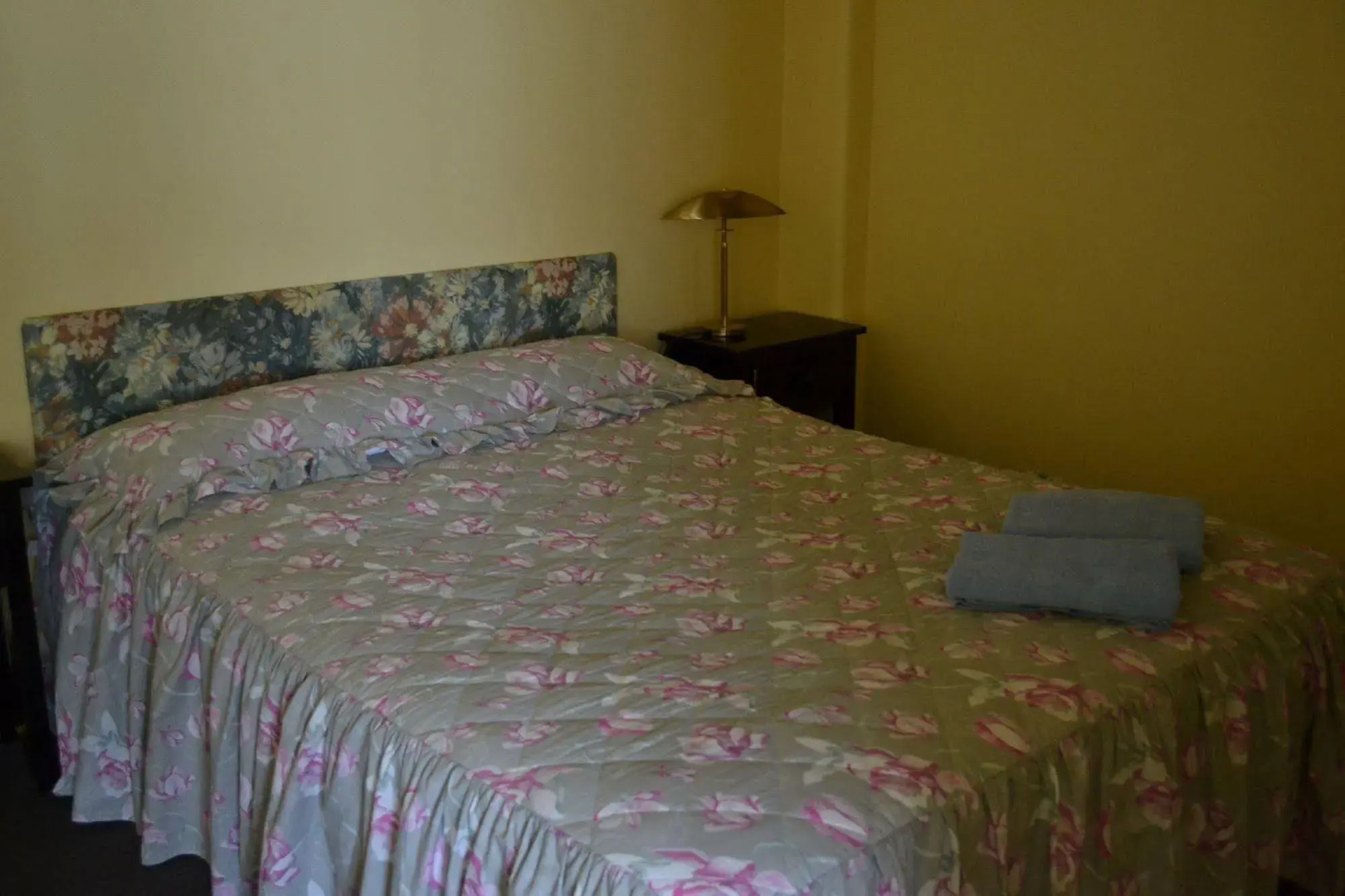 Welcome Stranger Hotel