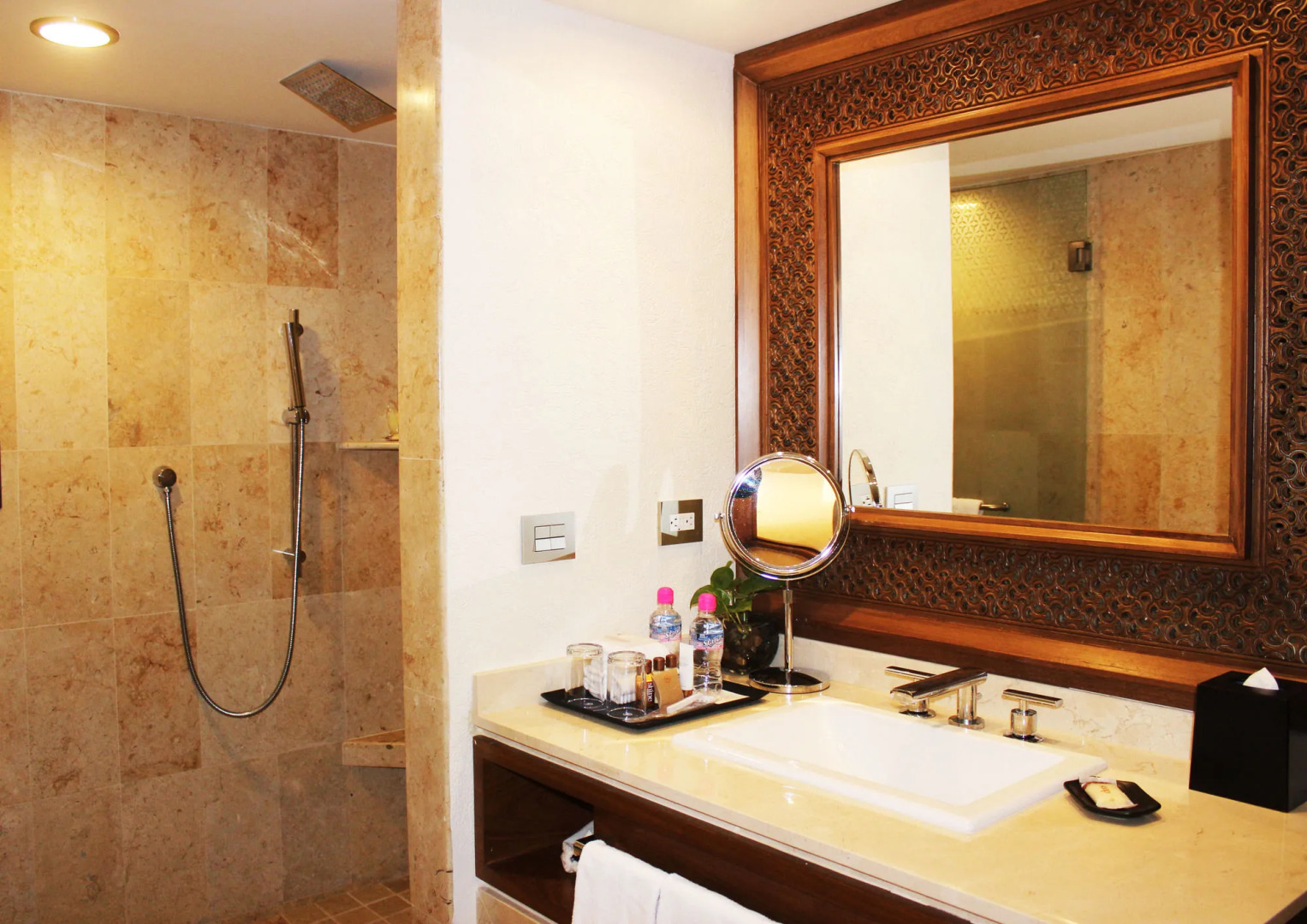 The Club at Sheraton Buganvilias