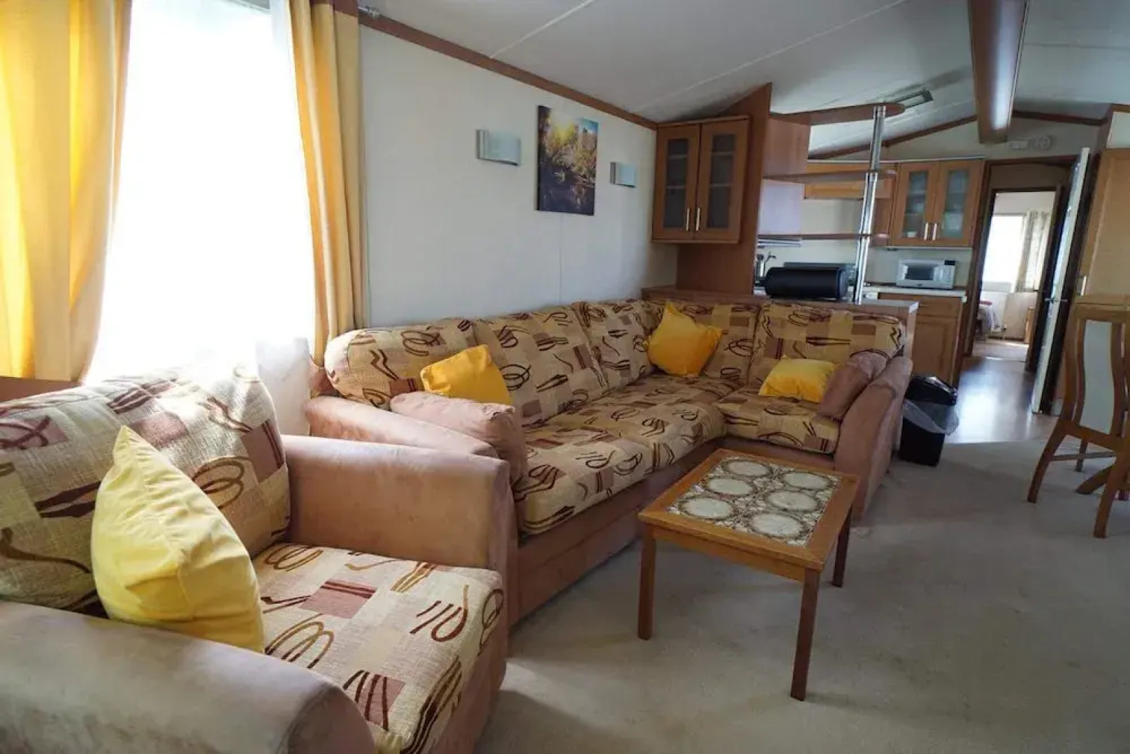 2 Bedroom Caravan at Heacham Beach With Decking
