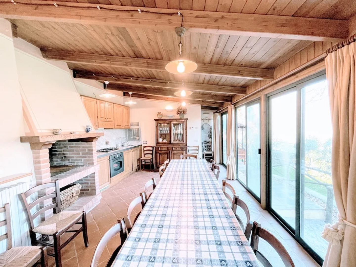 Serene Tuscan Retreat With Breathtaking Views