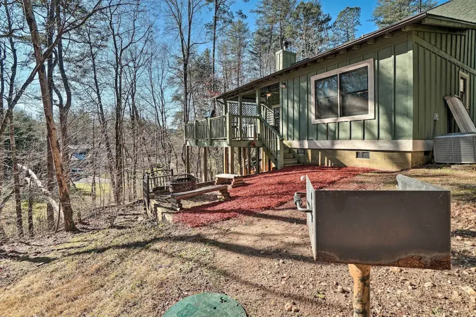 Outdoor Adventure - Charming Cabin w/ Hot Tub