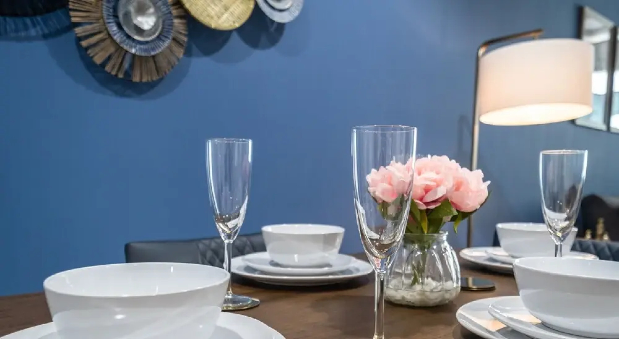 LUX - Marina Ocean View Suite 1