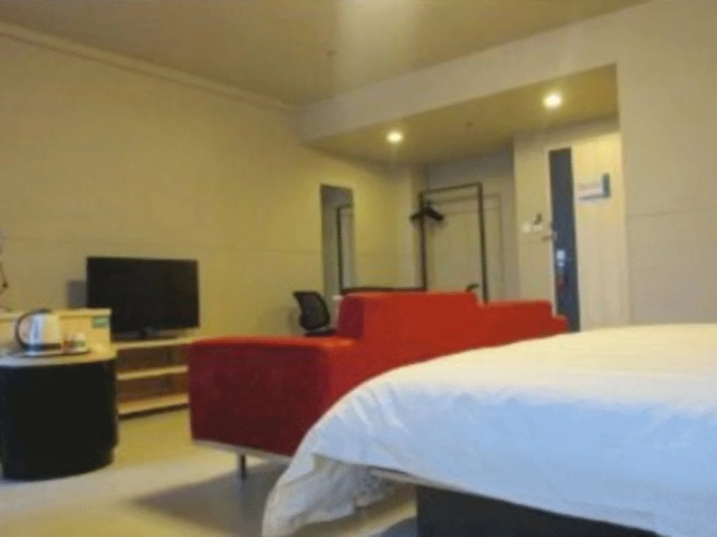 Jinjiang Inn Baoqou Salaqi Railway Station