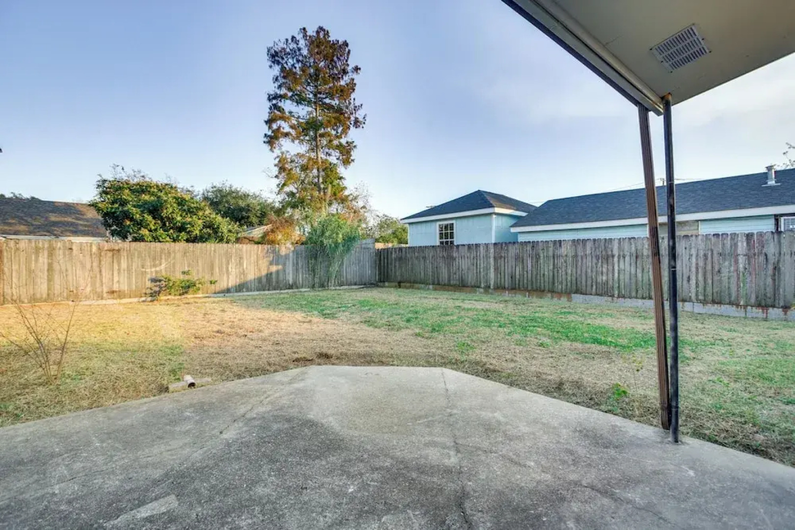 Walk to 1st Street: Family Home in Thibodaux!