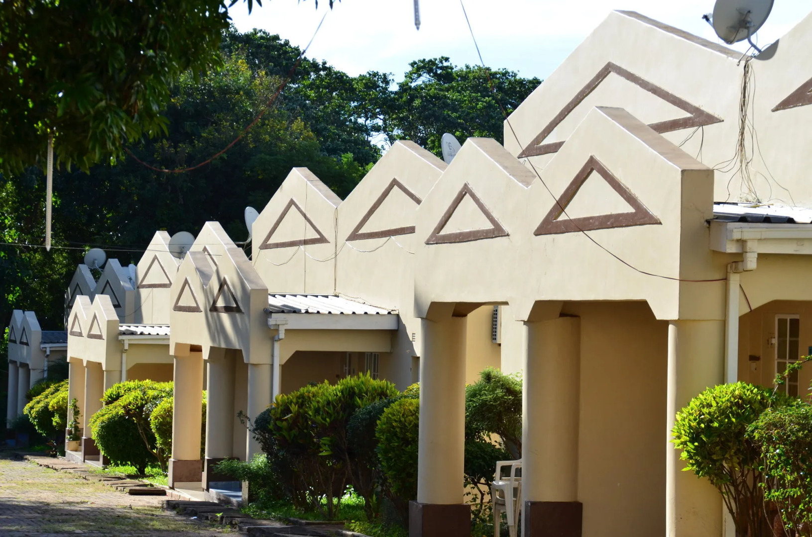 Riverside Hotel and Conference Centre