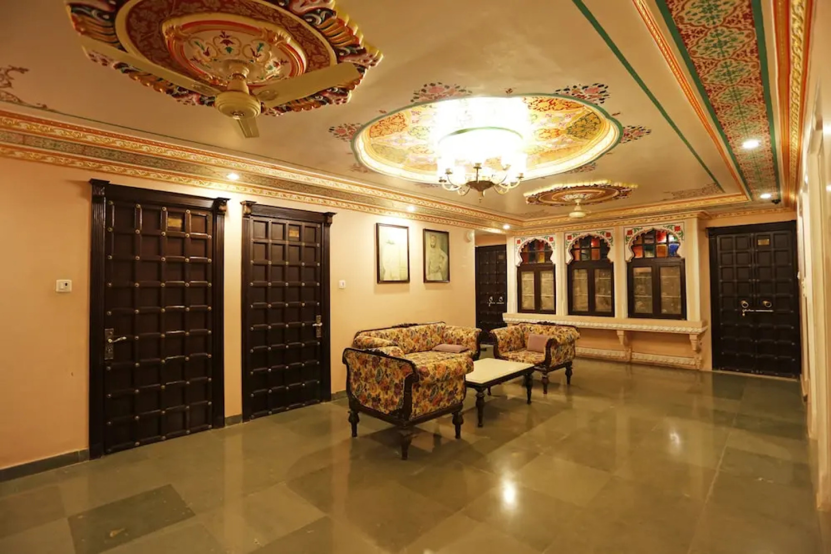 OYO 2700 Hotel Inder Prakash