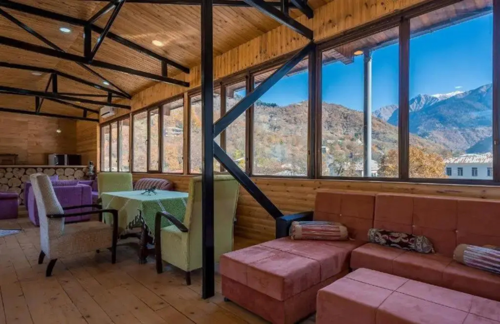 Svaneti, Hotel Ushguli