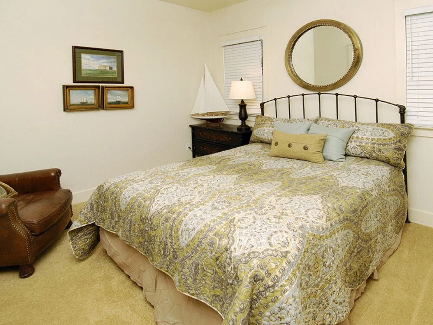 Kiva Lodge - Kiva Village Condos