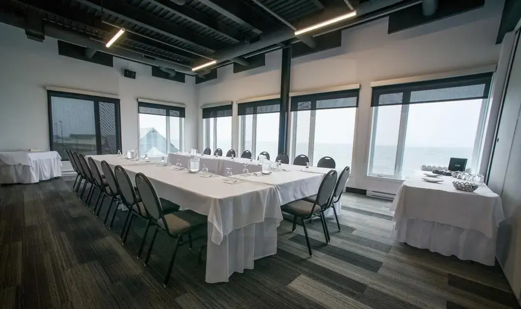 Aparthotel Guijarros