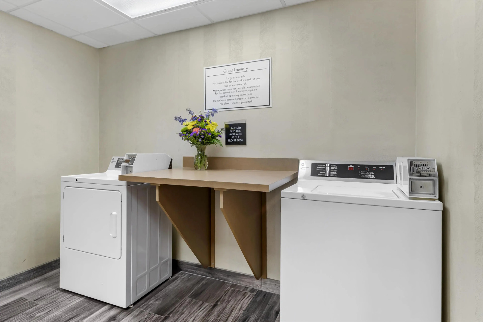 Best Western Plus River Escape Inn & Suites