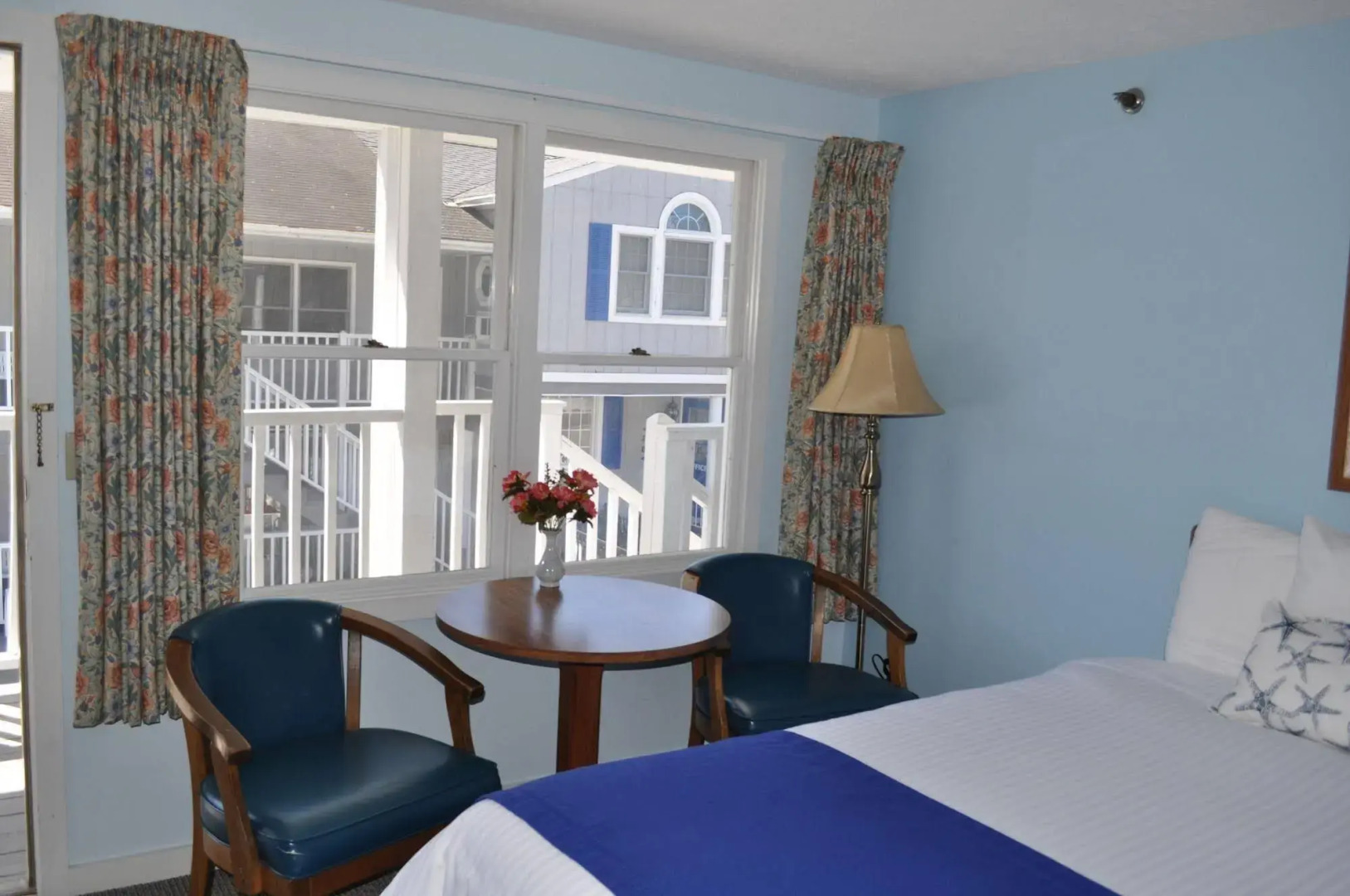 Stage Run By The Sea