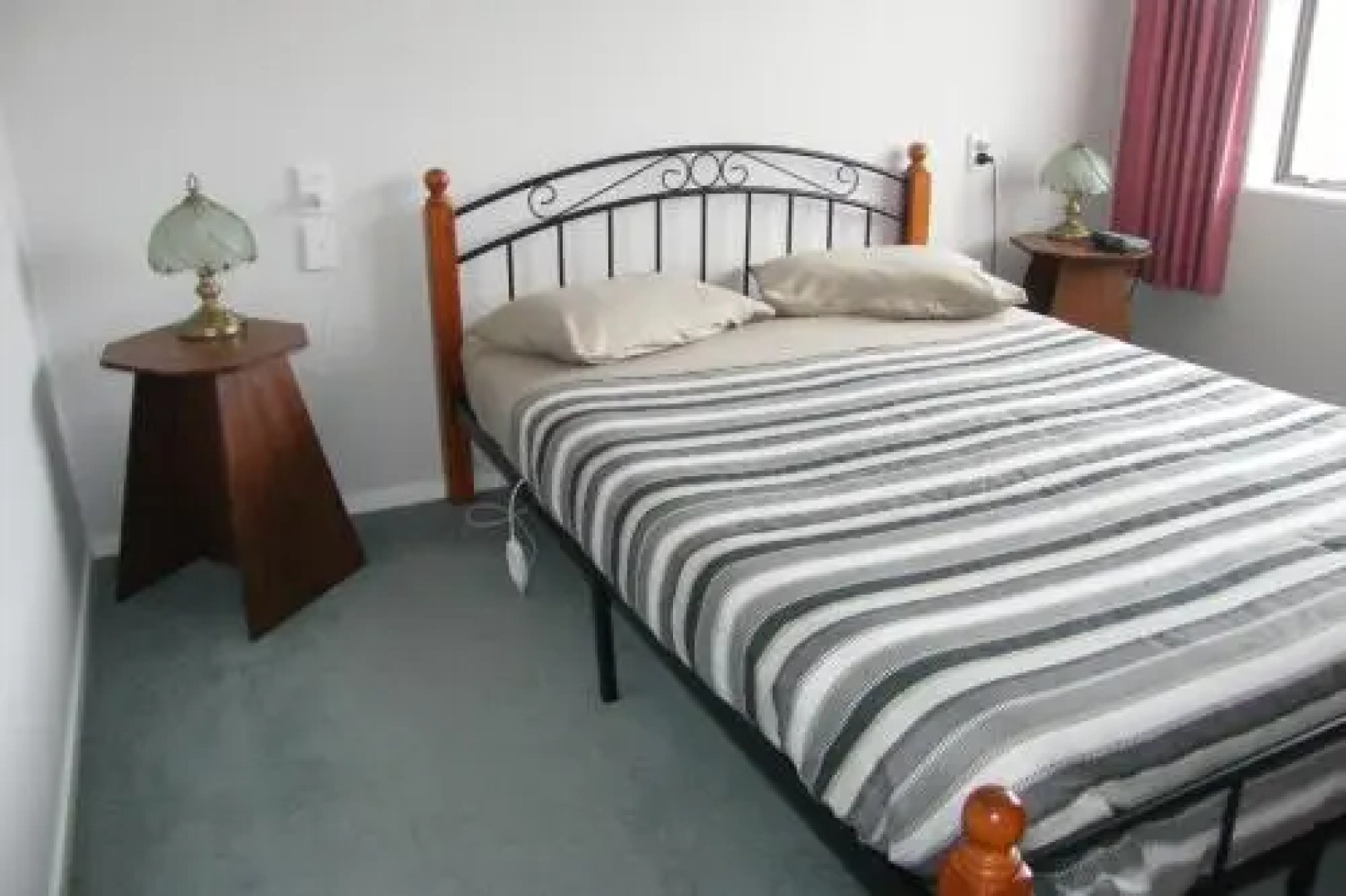 Kowhai Court Apartments