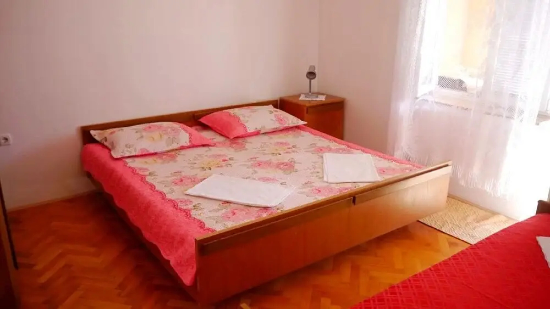 Cosy 1 bedroom apartment with sea view