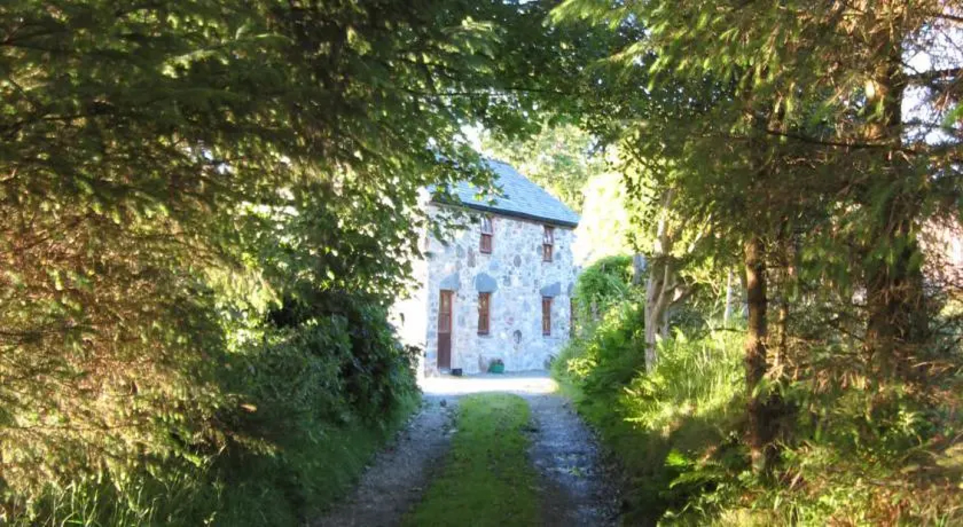 Holiday home Bron-Nant