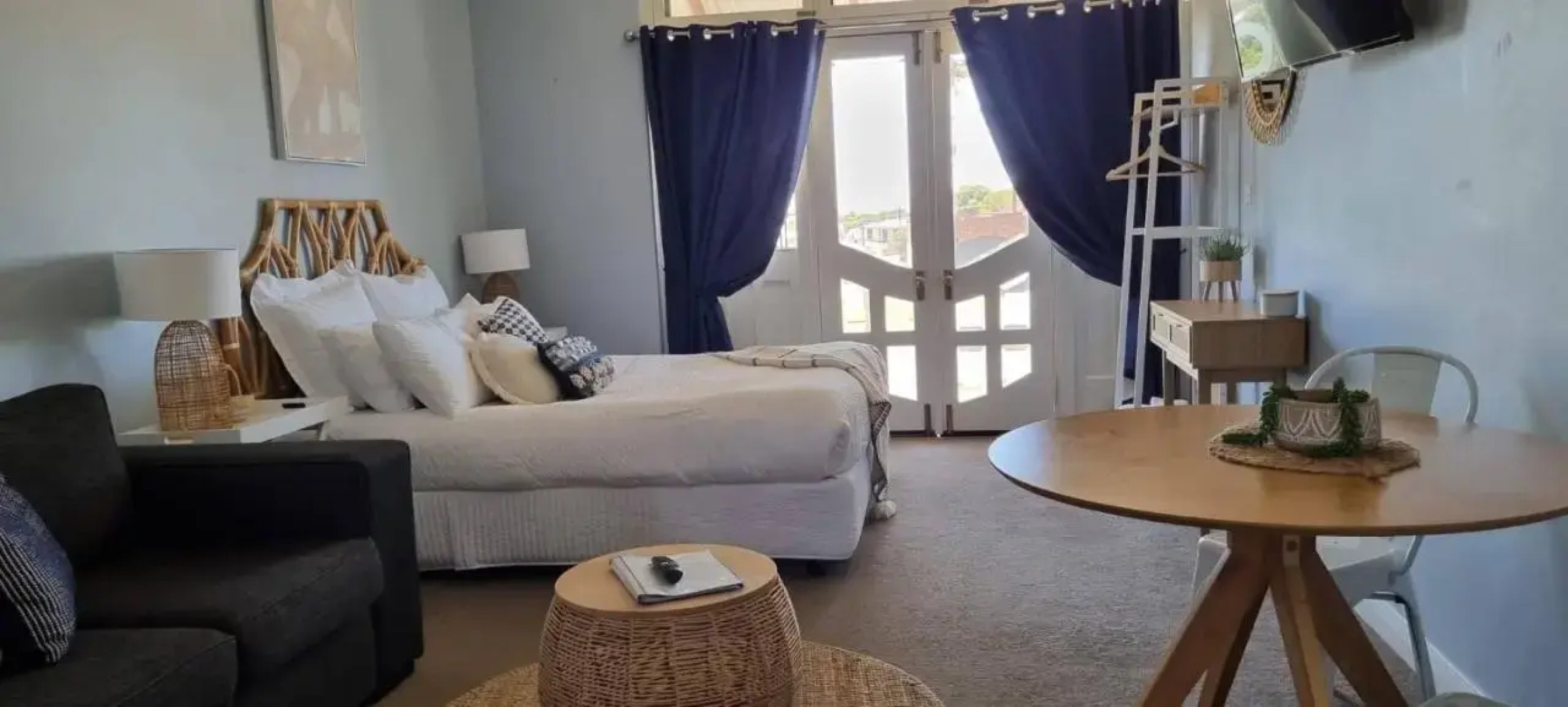 Court House - Studio