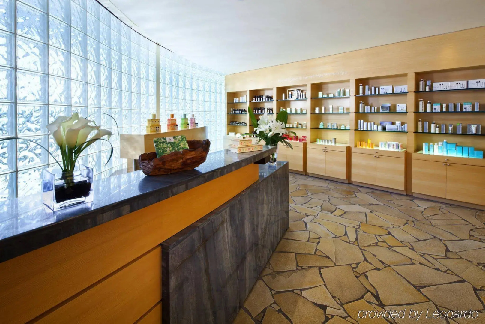 Sheraton Vancouver Wall Centre