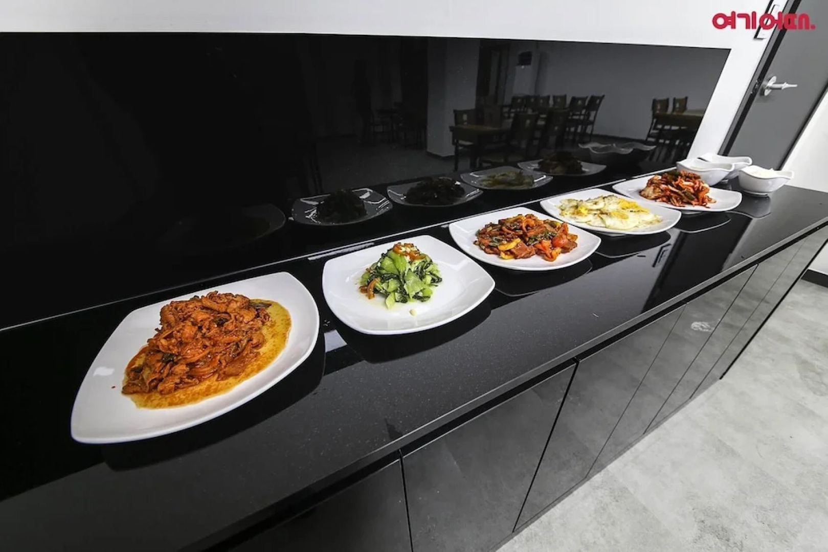 Gunsan JNK Classic Hotel - Gray