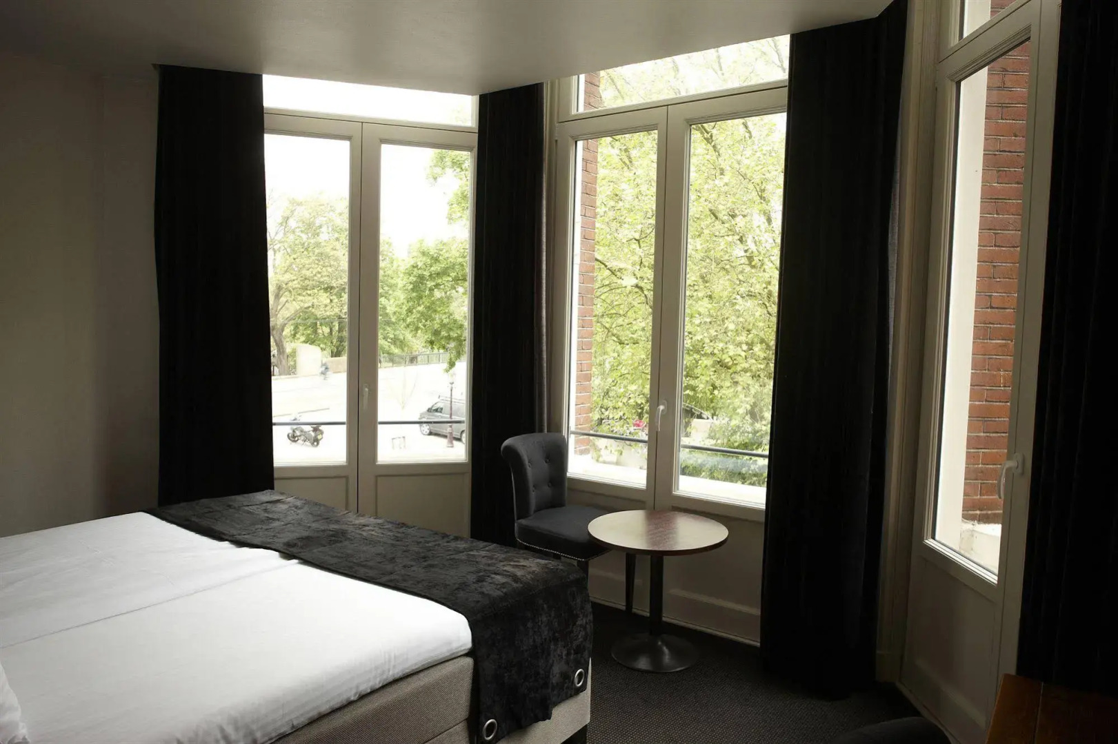 S&A Vondel Park Hotel