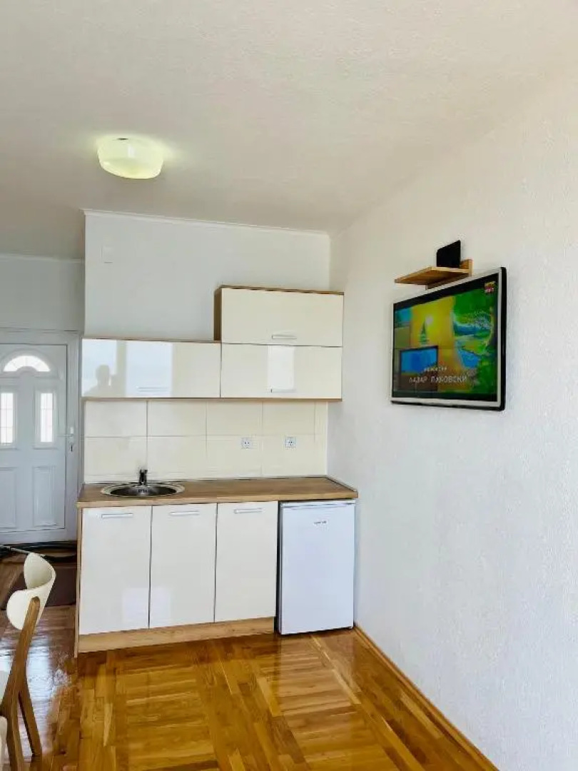 Sunrise Apartments and Studios