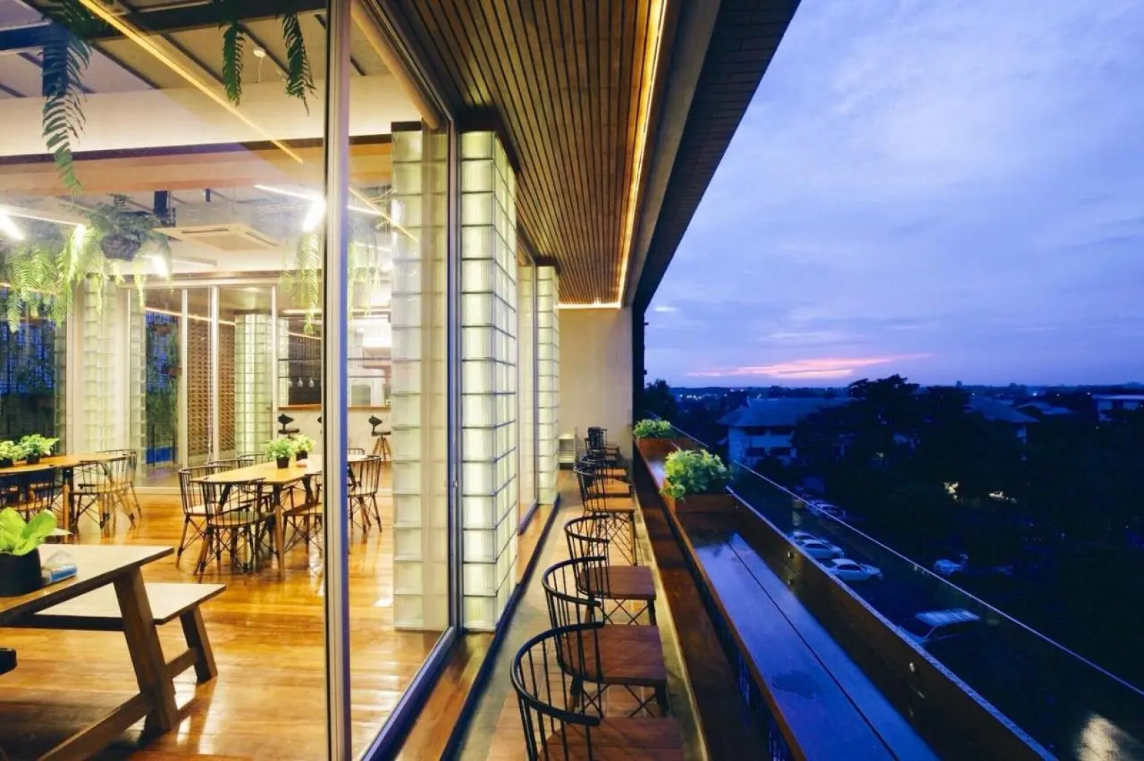 Laekhon Nonbai Hotel