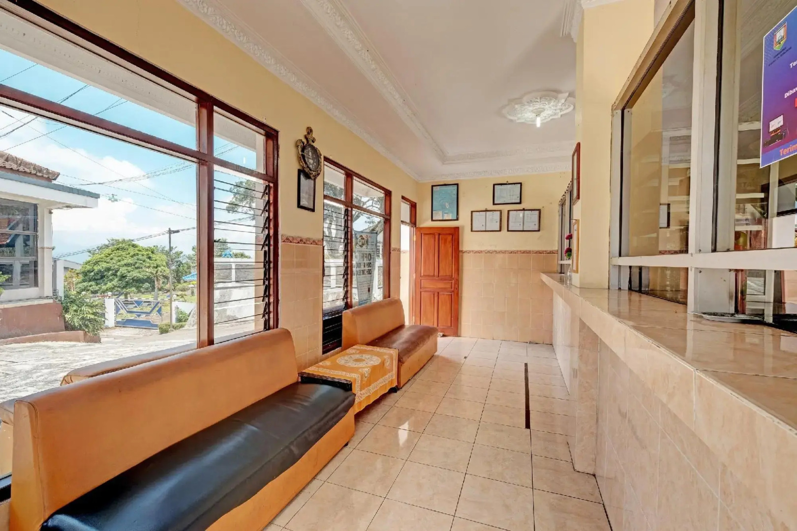 Collection O 91692 Hotel Citra Dewi 3 HillsNearUmbul Sidomukti