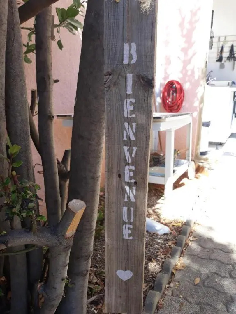 studio domaine la pinede 340 chemin du pansard