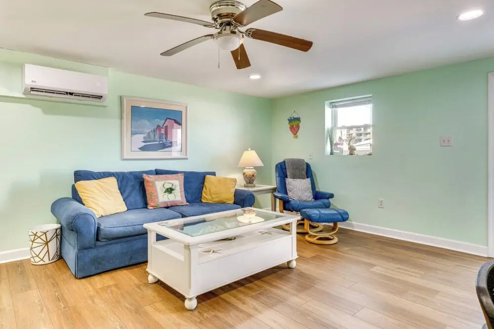 Walk to Shore: Atlantic Beach Condo w/ Pool Access