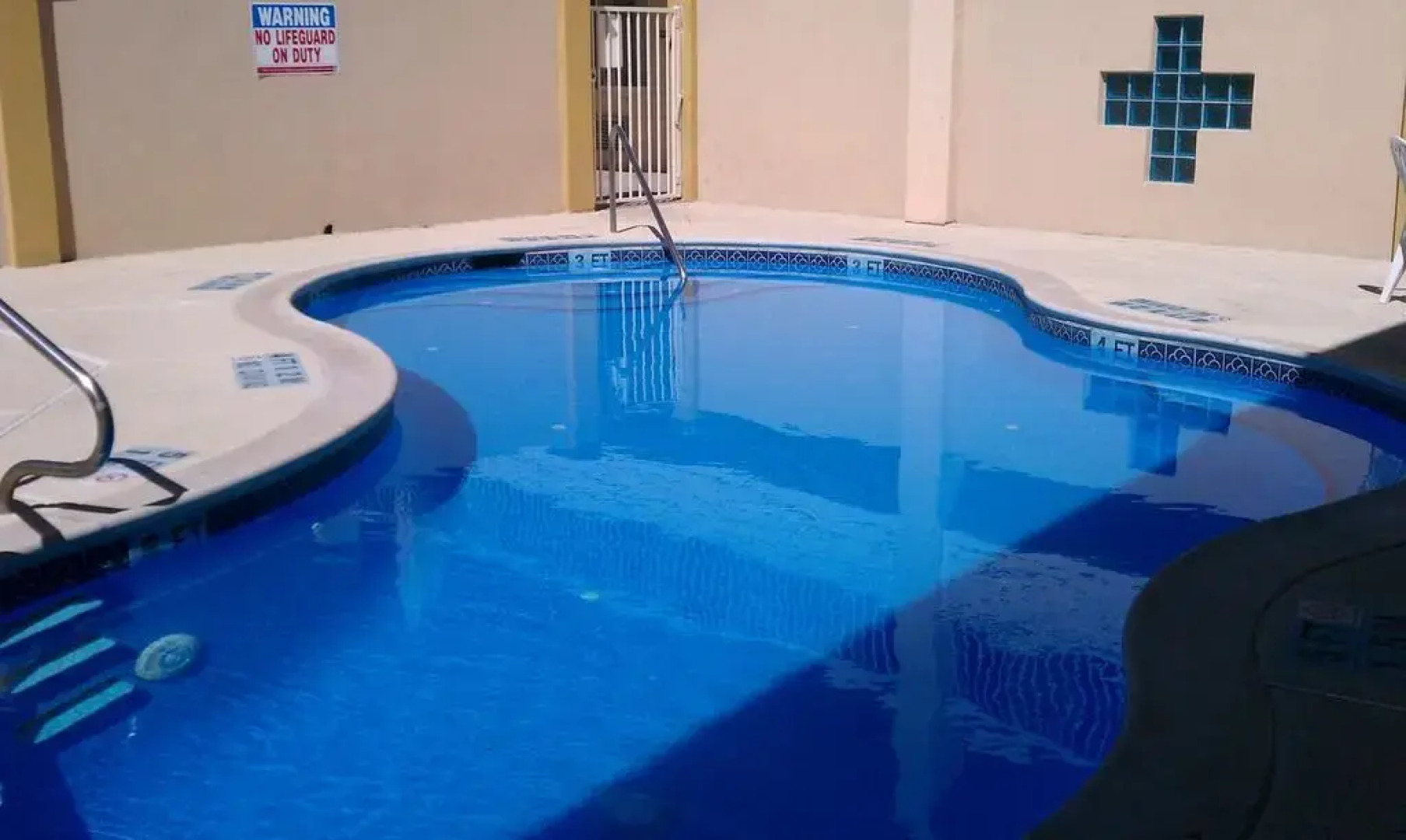 Texas Inn and Suites City Center at University Dr.