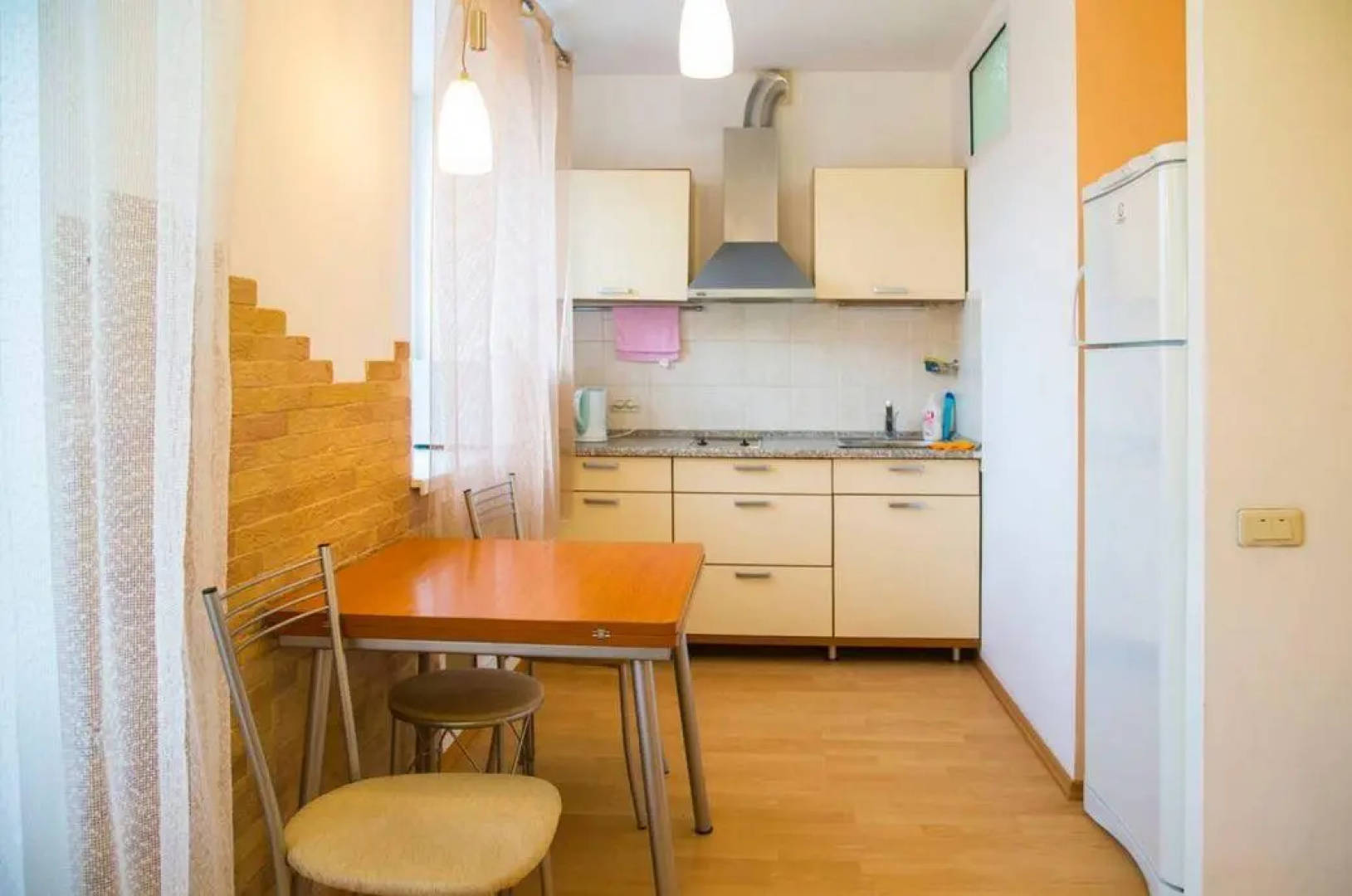 ABC Apartmens (ЭйБиСи Апартментс) на улице Перенсона