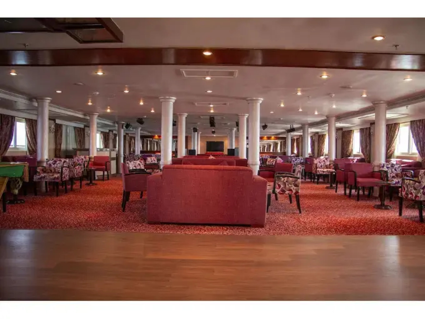 MS Nubian Sea Lake Cruise