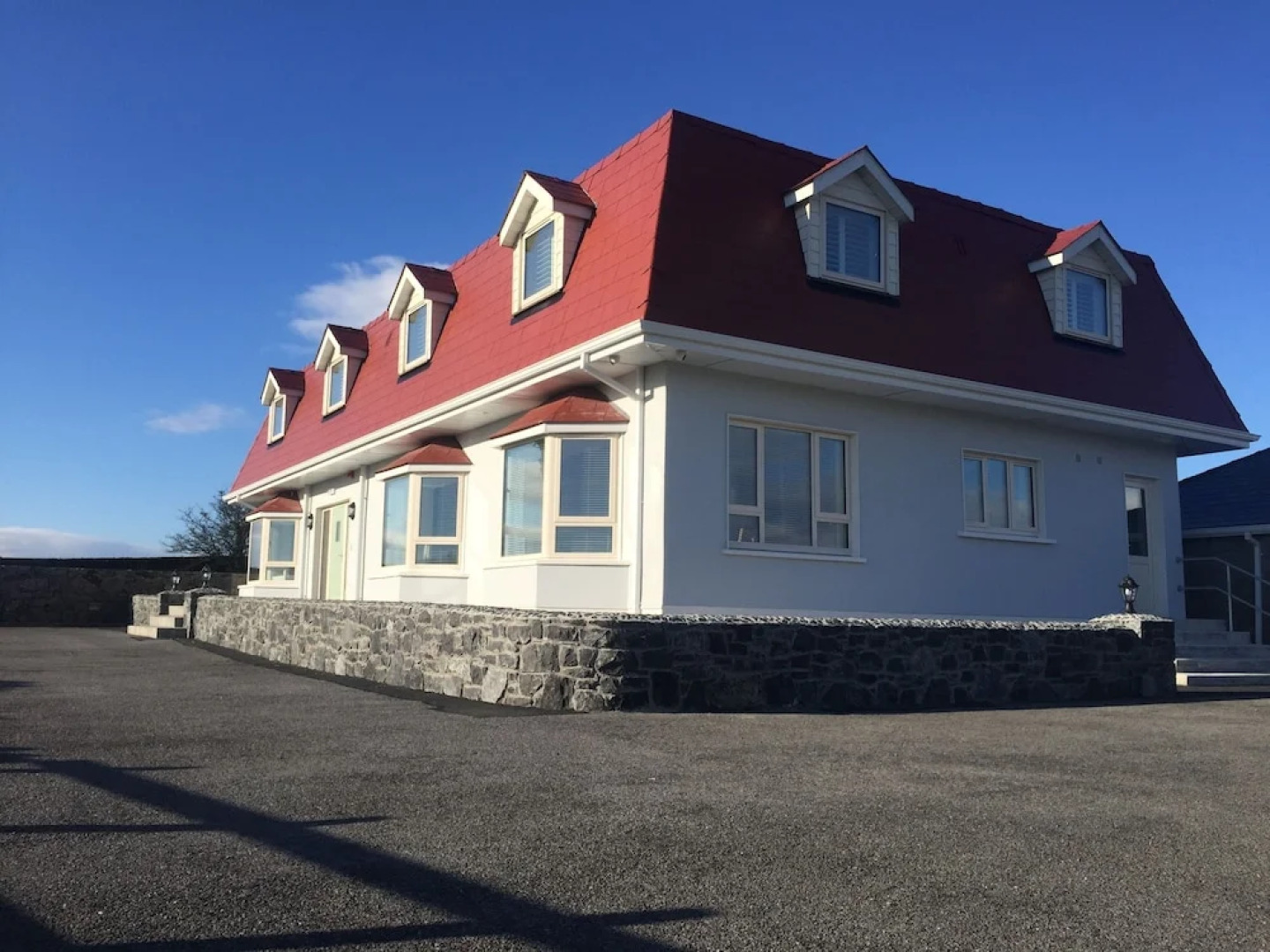 The Red Cottage & Stables