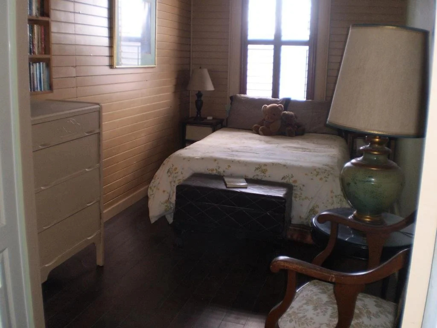 Actinolite Bed & Breakfast