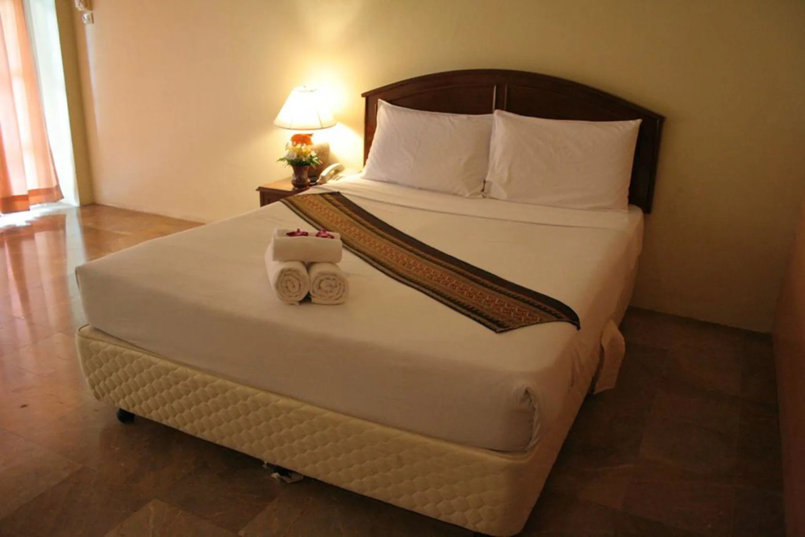 Goldenland Resort