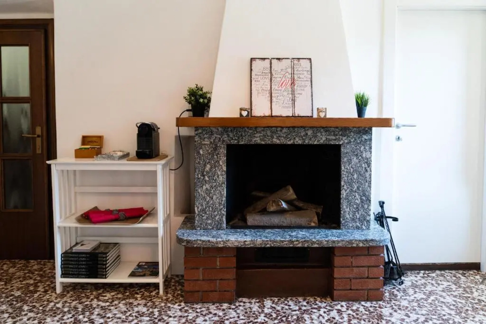 Family Nest Overlooking Lake Como