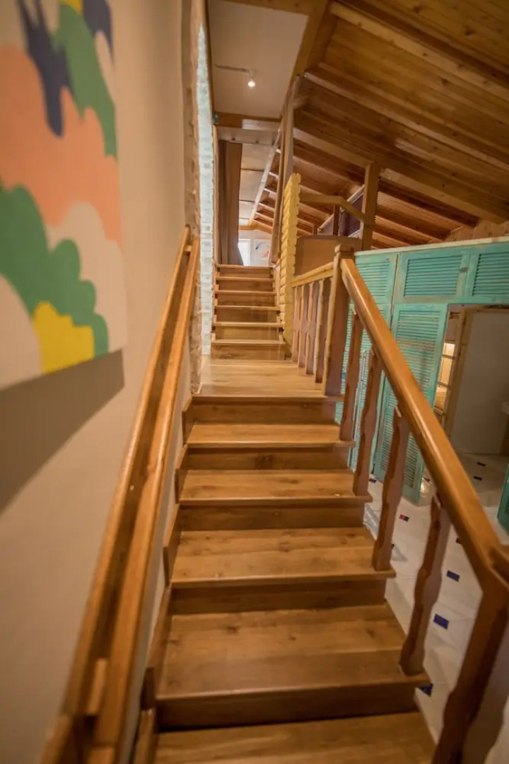 Mosaic Home - Hostel