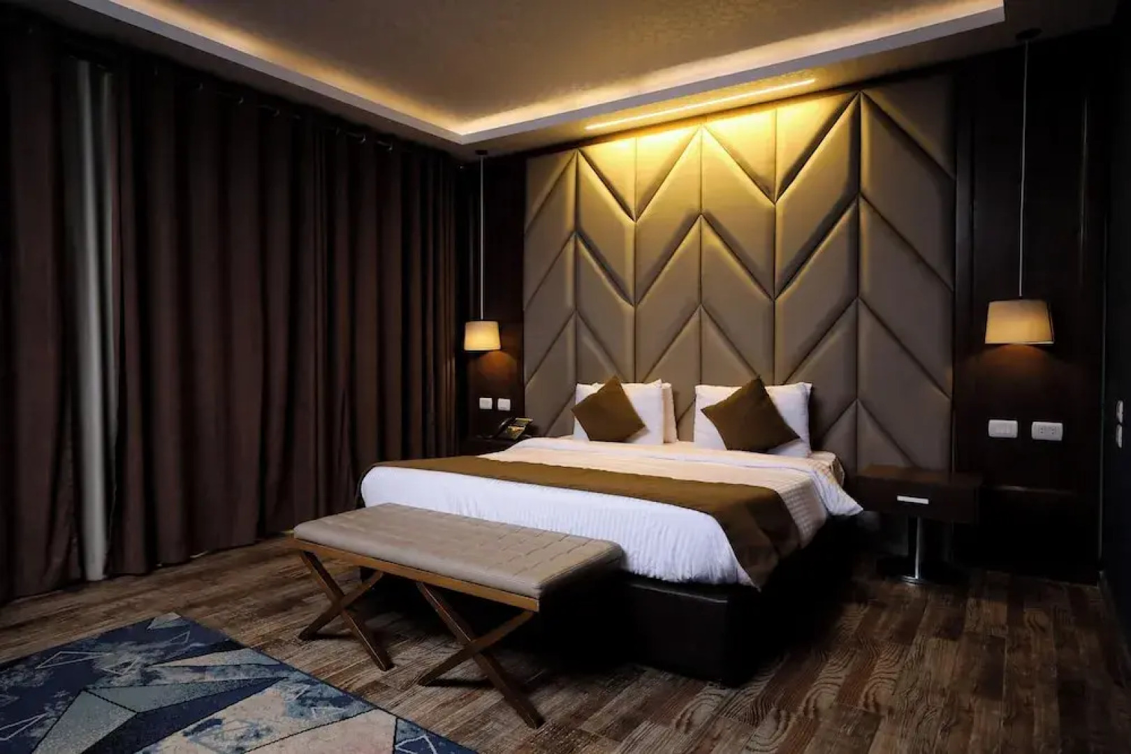 Byoot Bay Hotel & Resort