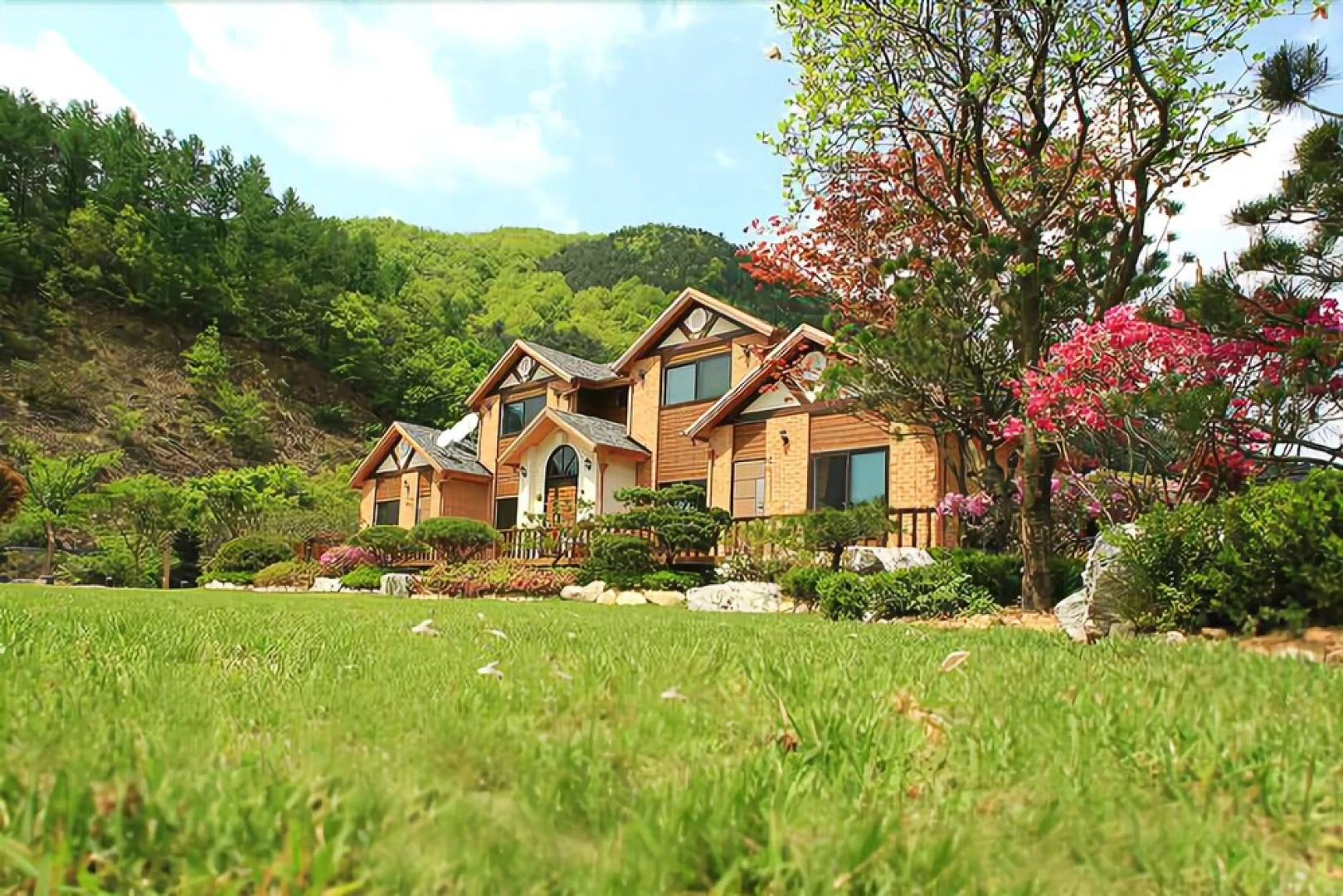 Yangpyeong Sigyekkot Pension