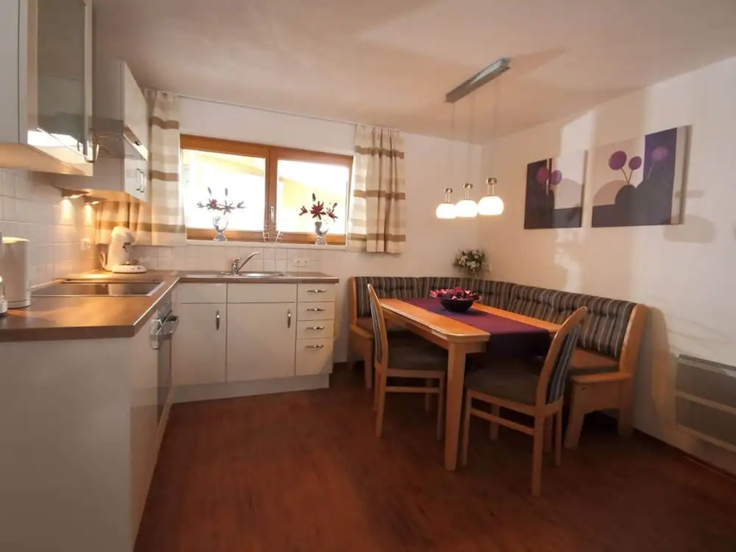 Boutique Apartment With Mountain View